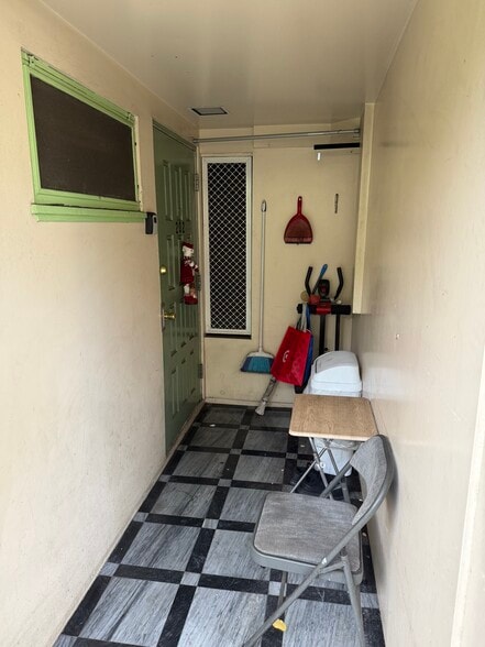 More Photos Of 2406 Kuhio Ave, Honolulu Apartments For Sale