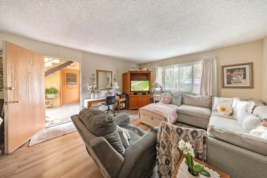 More Photos Of 431 Ellwood Beach Dr, Goleta Apartments For Sale