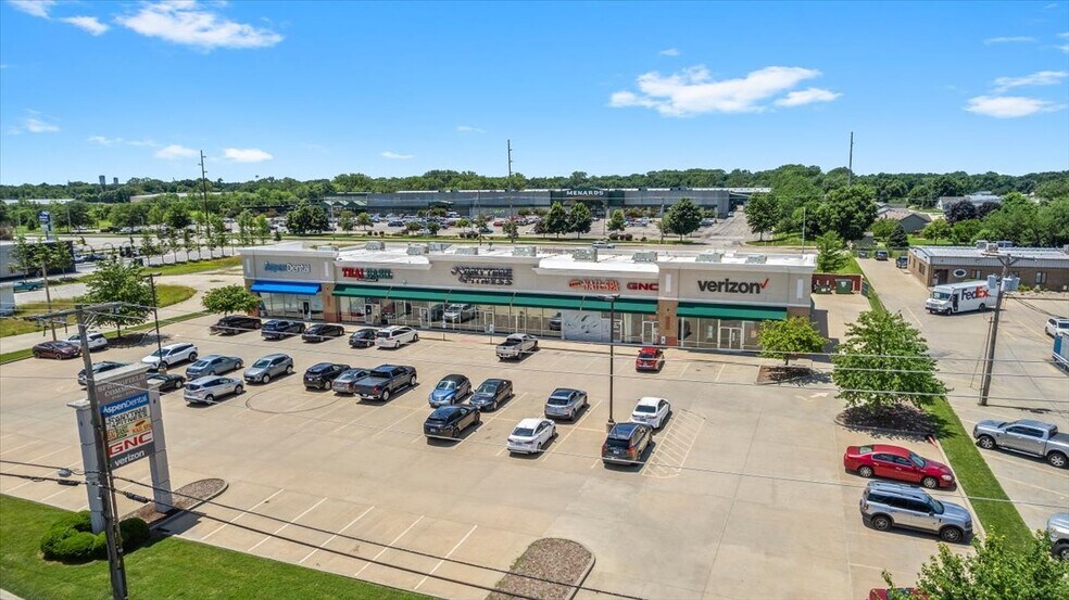Primary Photo Of 2701-2711 N Dirksen Pky, Springfield General Retail For Lease