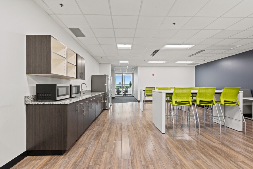 More Photos Of 338 S 670 W, Lindon Unknown For Lease