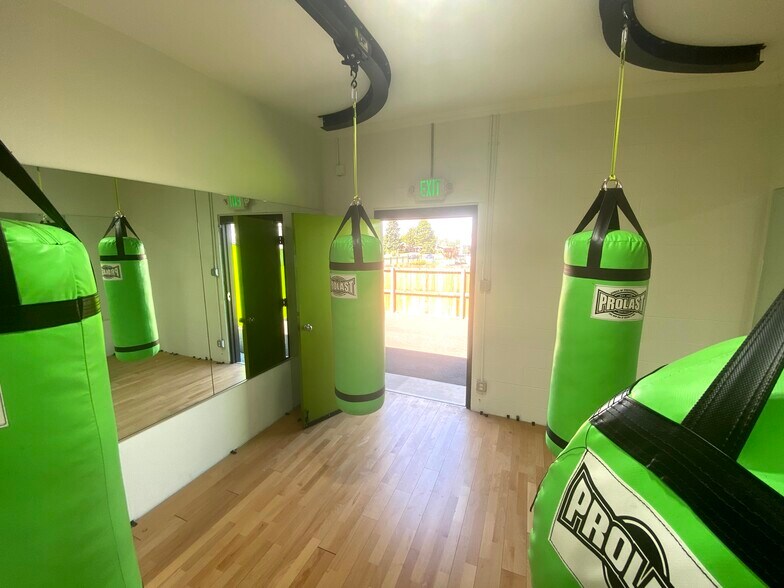 More Photos Of 3803 Niagara St, Denver Freestanding For Lease