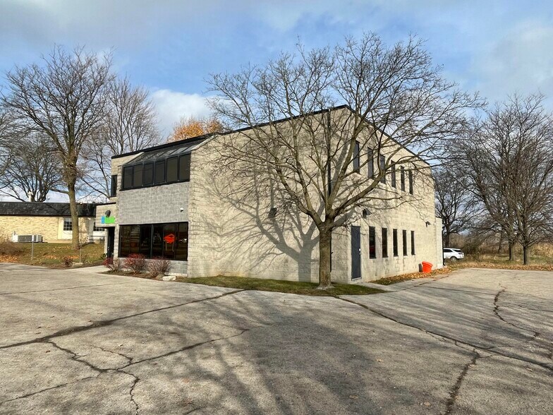 More Photos Of 680 Industrial Rd, London Office For Sale