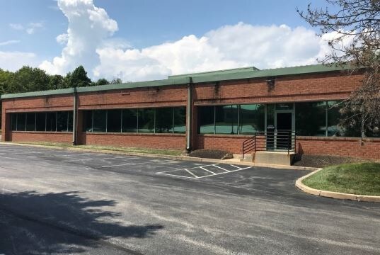 More Photos Of 1220 Ward Ave, West Chester Flex For Lease