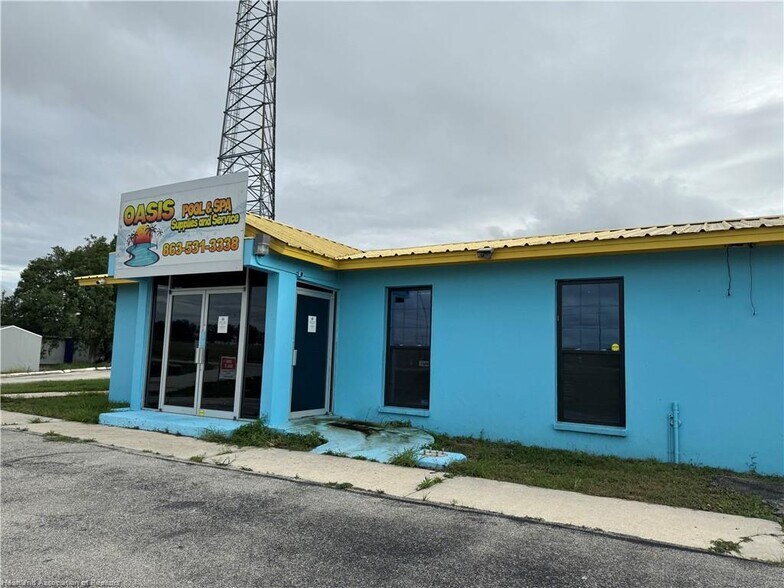 More Photos Of 1174 US 27 N, Lake Placid Freestanding For Sale