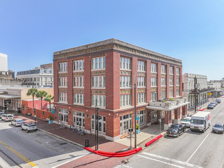 More Photos Of 2425 Strand St, Galveston Restaurant For Sale