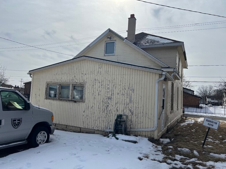 More Photos Of 218 E Franklin St, Jackson Religious Facility For Sale