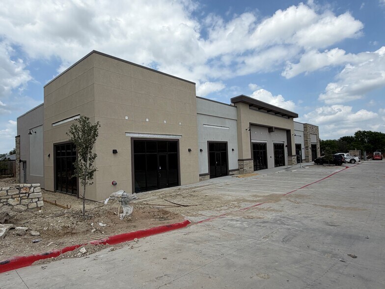 Primary Photo Of 1012 Municipal Dr, Leander General Retail For Sale