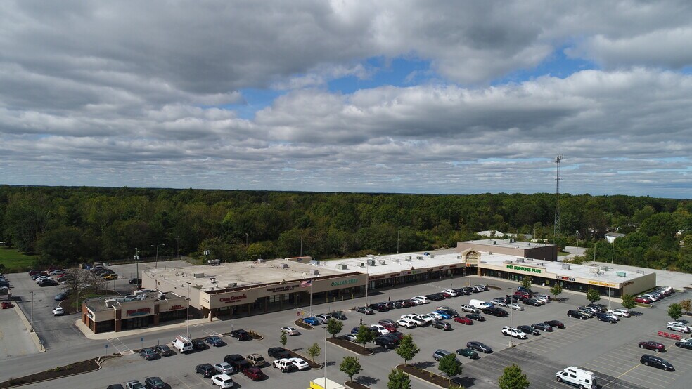 More Photos Of 6100 Stellhorn Rd, Fort Wayne Unknown For Lease