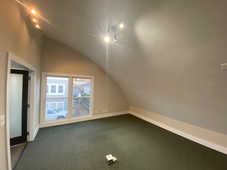 More Photos Of 188 Anderson St SE, Marietta Office Residential For Lease