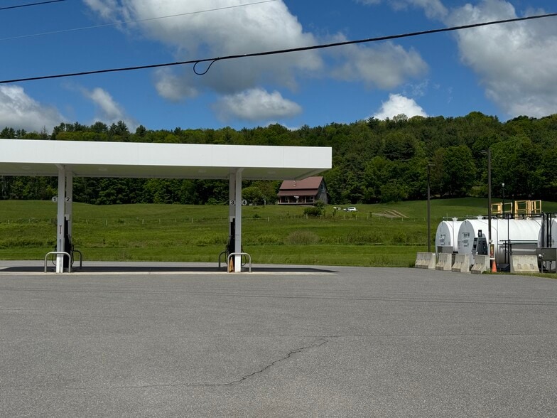 More Photos Of 1275 1275 state route 990 v Rt, Gilboa General Retail For Sale