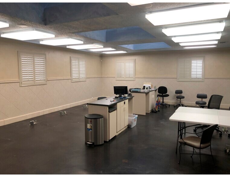 More Photos Of 454-458 Mid Cities Blvd, Hurst Medical For Sale