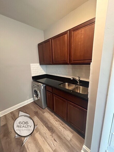 More Photos Of 7201-7217 N Western Ave, Chicago Apartments For Sale