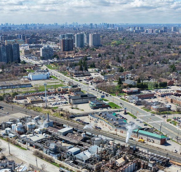 More Photos Of 4245 Sheppard Ave E, Toronto Freestanding For Sale