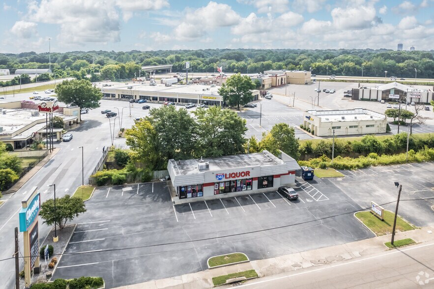 More Photos Of 5107 Summer Ave, Memphis Freestanding For Lease