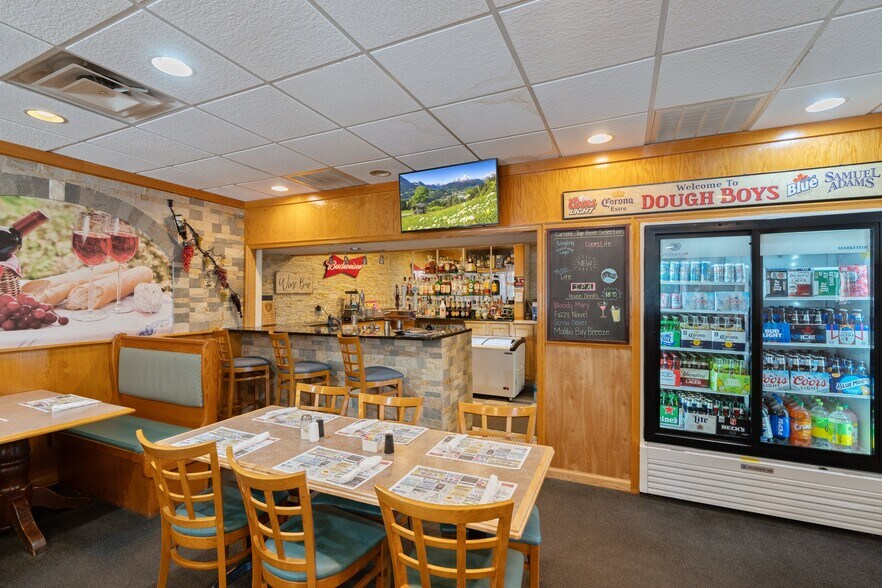 More Photos Of 232 W Moorestown Rd, Wind Gap Restaurant For Sale