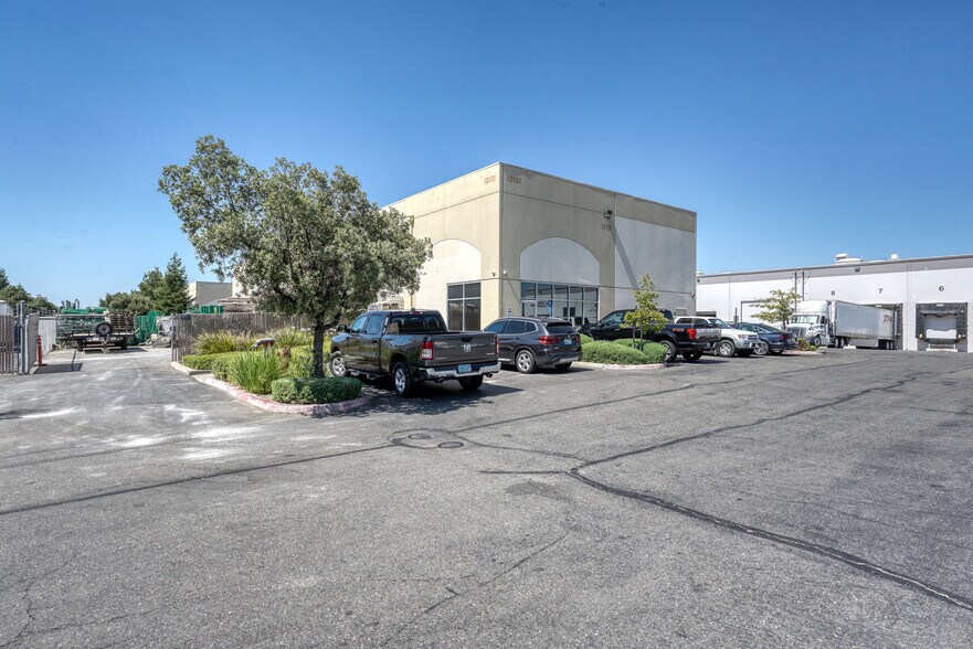 More Photos Of 10131 Iron Rock Way, Elk Grove Manufacturing For Lease