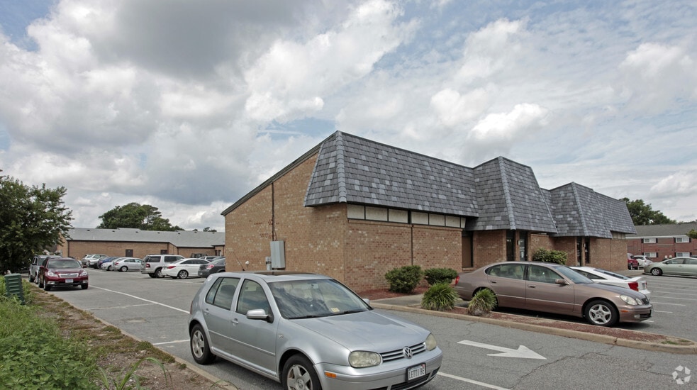 More Photos Of 1821 Old Donation Pky, Virginia Beach Medical For Lease