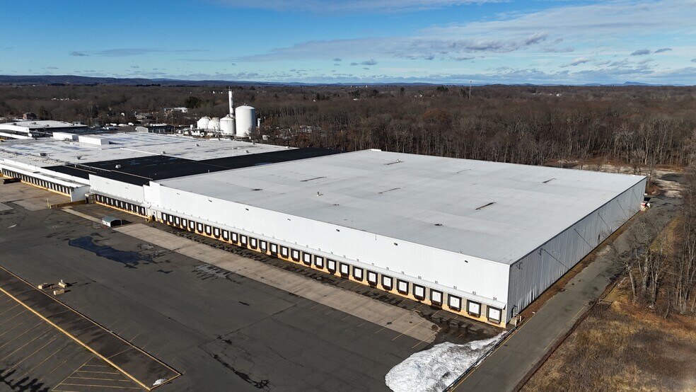 Primary Photo Of 1120 Harvey Ln, Suffield Distribution For Lease