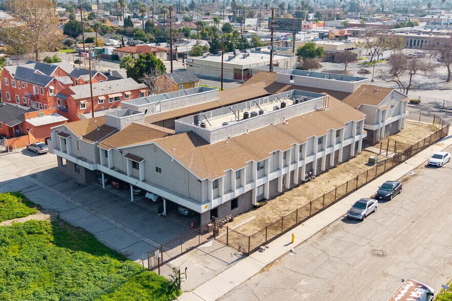 More Photos Of 1319 N Acacia Ave, San Bernardino Apartments For Sale