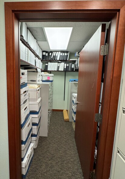 More Photos Of 3316 Fuhrman Ave E, Seattle Office For Lease