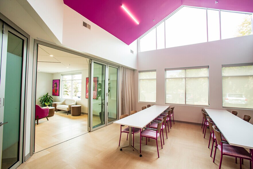 More Photos Of 5200 Douglas Dr N, Minneapolis Medical For Sale