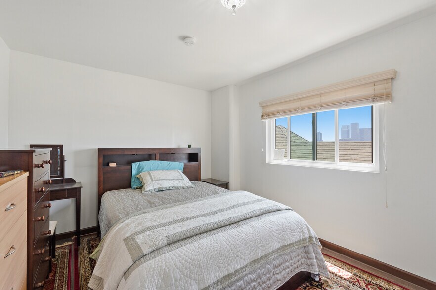 More Photos Of 1026 Figueroa Ter, Los Angeles Apartments For Sale
