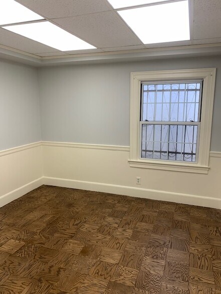 More Photos Of 1461 Franklin Ave, Garden City Office For Lease