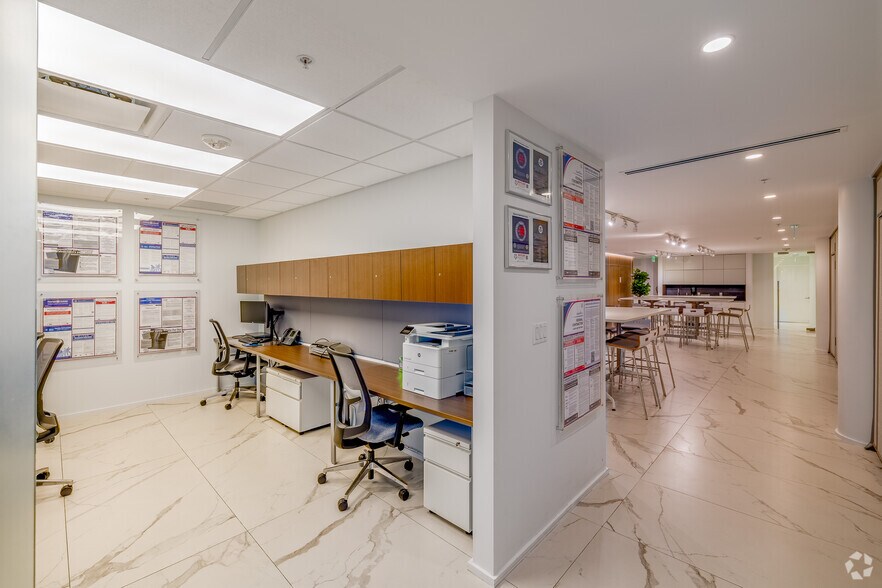 More Photos Of 780-782 NW 42nd Ave, Miami Office For Lease