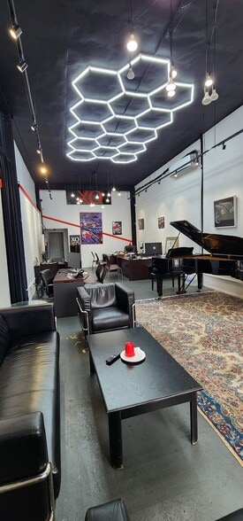 More Photos Of 6623 San Fernando Rd, Glendale Storefront Retail Office For Sale