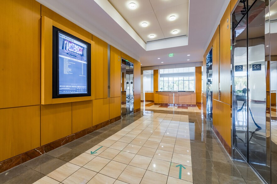 More Photos Of 2520 Northwinds Pky, Alpharetta Office For Lease