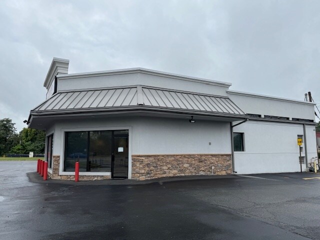 More Photos Of 52 E Rt-59, Nanuet Freestanding For Lease