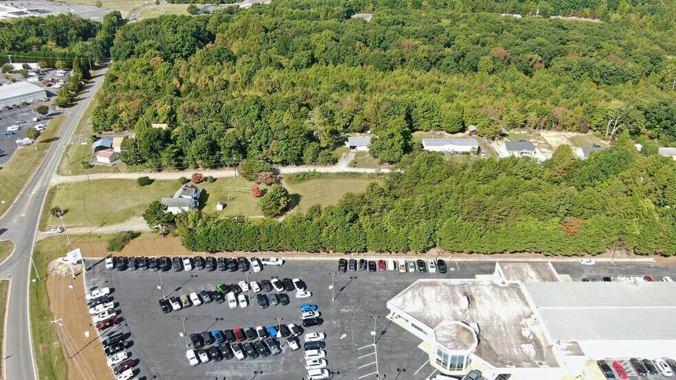 More Photos Of 1823 E Salisbury St, Asheboro Land For Sale