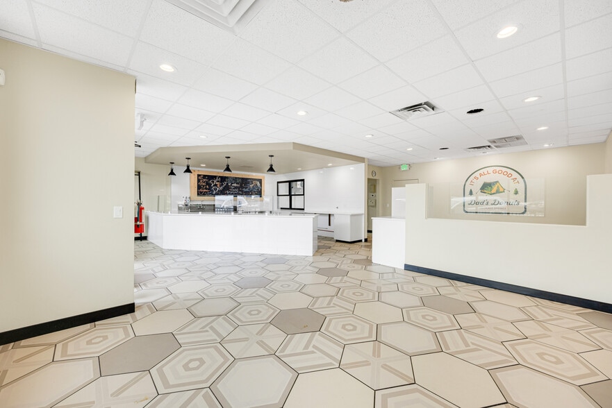 More Photos Of 29 E Moreno Ave, Colorado Springs Office For Lease