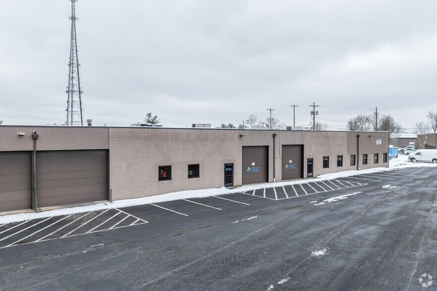 More Photos Of 2500 Eldo Rd, Monroeville Flex For Lease