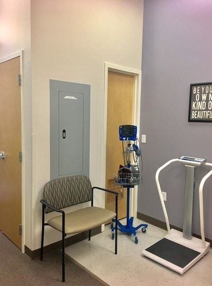 More Photos Of 25 Marston St, Lawrence Medical For Sale