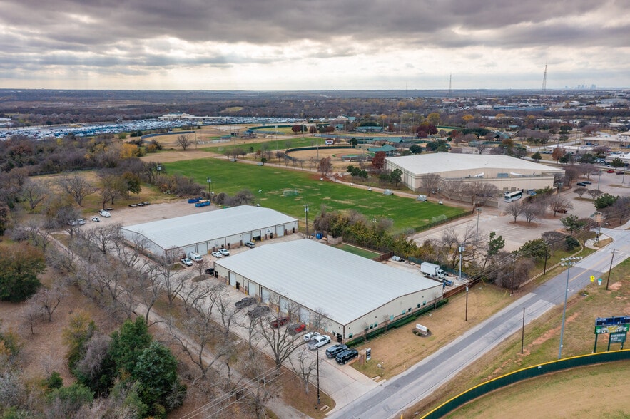 More Photos Of 12124 S Pipeline Rd, Euless Industrial For Lease
