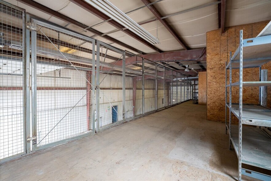 More Photos Of 51001 Range 192 rd, Tofield Industrial For Sale