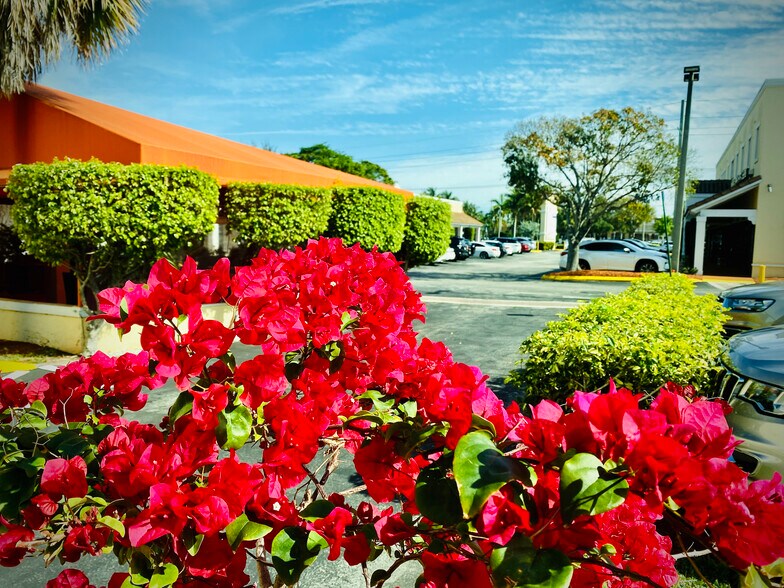 More Photos Of 11575 US Route 1, North Palm Beach Unknown For Lease