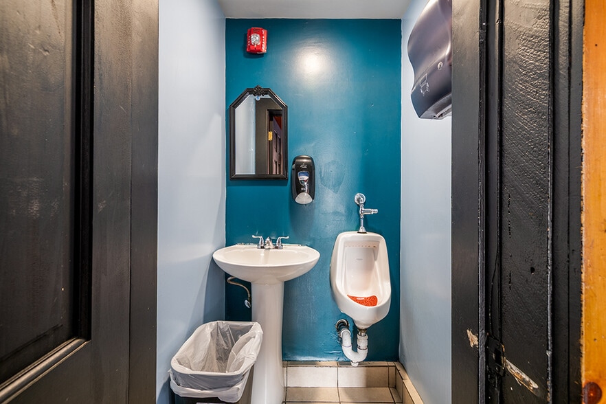 More Photos Of 245 Washington St, West Warwick Bar For Sale