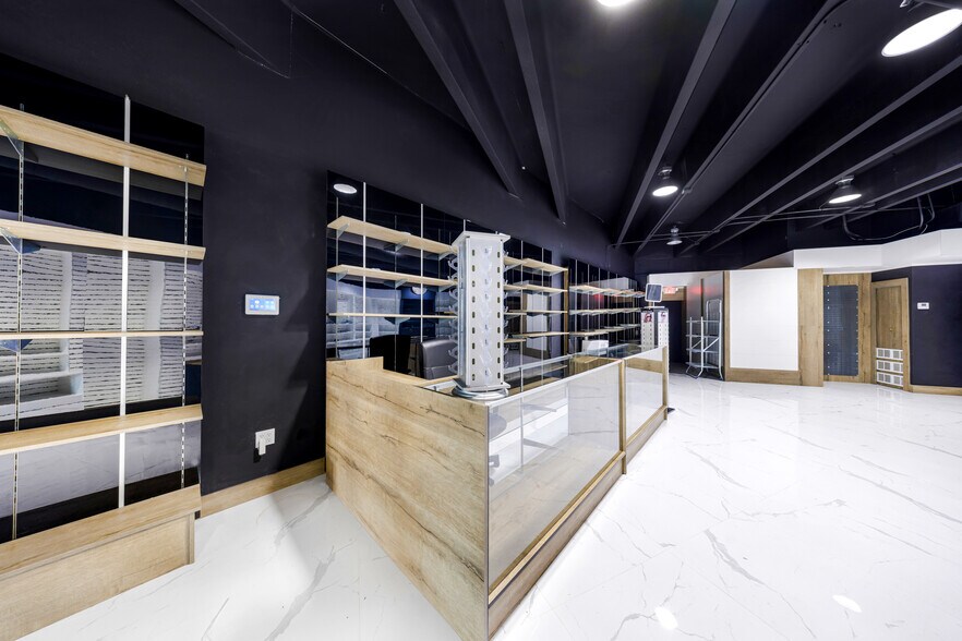 More Photos Of 380 E 9th St, Hialeah Unknown For Lease