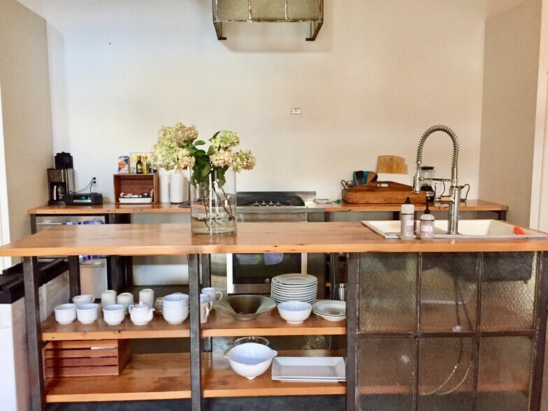 More Photos Of , Hudson Unknown For Sale