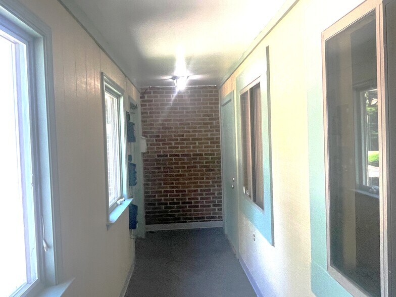 More Photos Of 1601 Milltown Rd, Wilmington Office For Sale