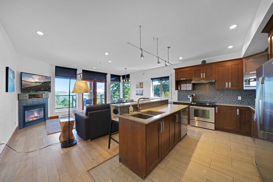 More Photos Of 118 Rainbow Rd, Salt Spring Island Land For Sale