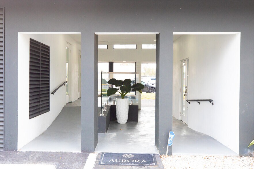 More Photos Of 2715 W Sligh Ave, Tampa Office Residential For Sale