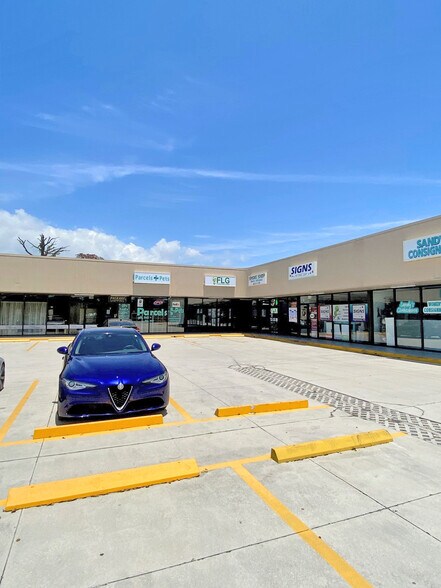 More Photos Of 2961 Placida Rd, Englewood Storefront For Sale