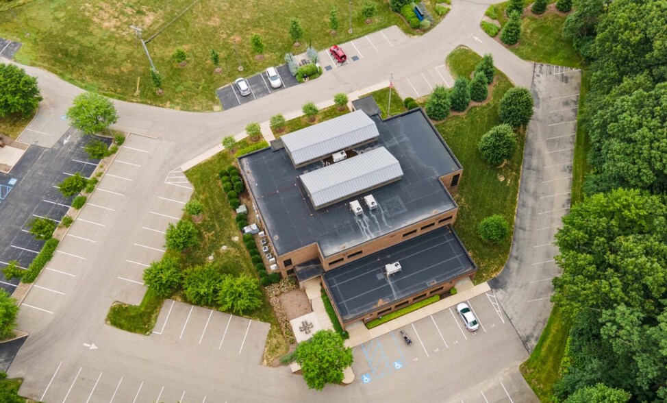 More Photos Of 61 Executive Ct, West Middlesex Office For Lease