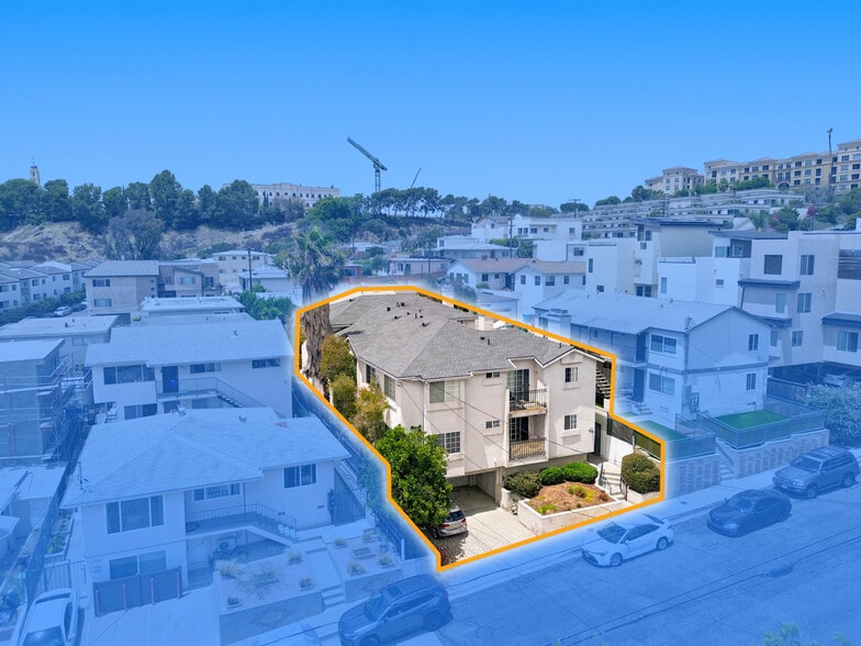 Primary Photo Of 5826 Lauretta St, San Diego Apartments For Sale