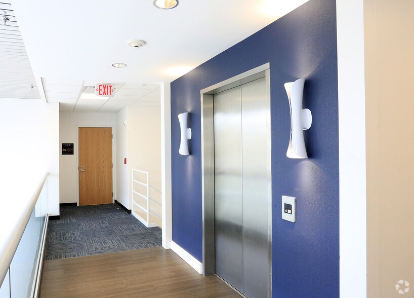 More Photos Of 1 Enterprise Dr, Shelton Office For Lease