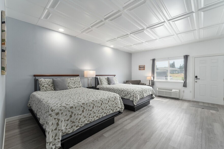 More Photos Of 200 Wapato Ct, Manson Hotel For Sale