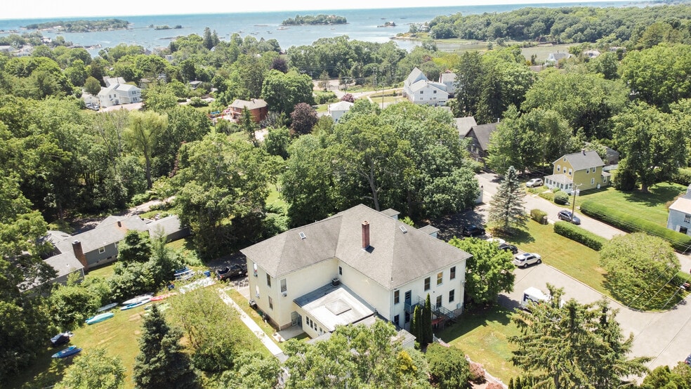 More Photos Of 28 School St, Branford Loft Creative Space For Lease